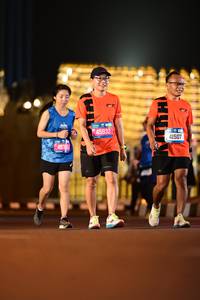 BIB: 4575, 45932, 41507
                            <button type="button" onclick="openModal(20954874)" class="btn btn-primary btn-sm float-right btn-popup" data-toggle="modal" data-target=".modal-high-quality">
                        <i class="fas fa-shopping-cart"></i> Add to Cart
                    </button>
                                            <button type="button" onclick="isThisMe(20954874, true)" class="btn btn-success btn-sm float-right btn-popup btn-isme hidden" data-toggle="tooltip" data-placement="bottom" title="นี่คือรูปของคุณใช่ไหม คลิกที่นี่เพื่อเอาเข้าอัลบั้ม">
                        <i class="fas fa-plus"></i> Add to album
                    </button>
                    <button type="button" onclick="isThisMe(20954874, false)" class="btn btn-warning btn-sm float-right btn-popup btn-isnotme hidden">
                        <i class="fas fa-ban"></i> Remove from album
                    </button>